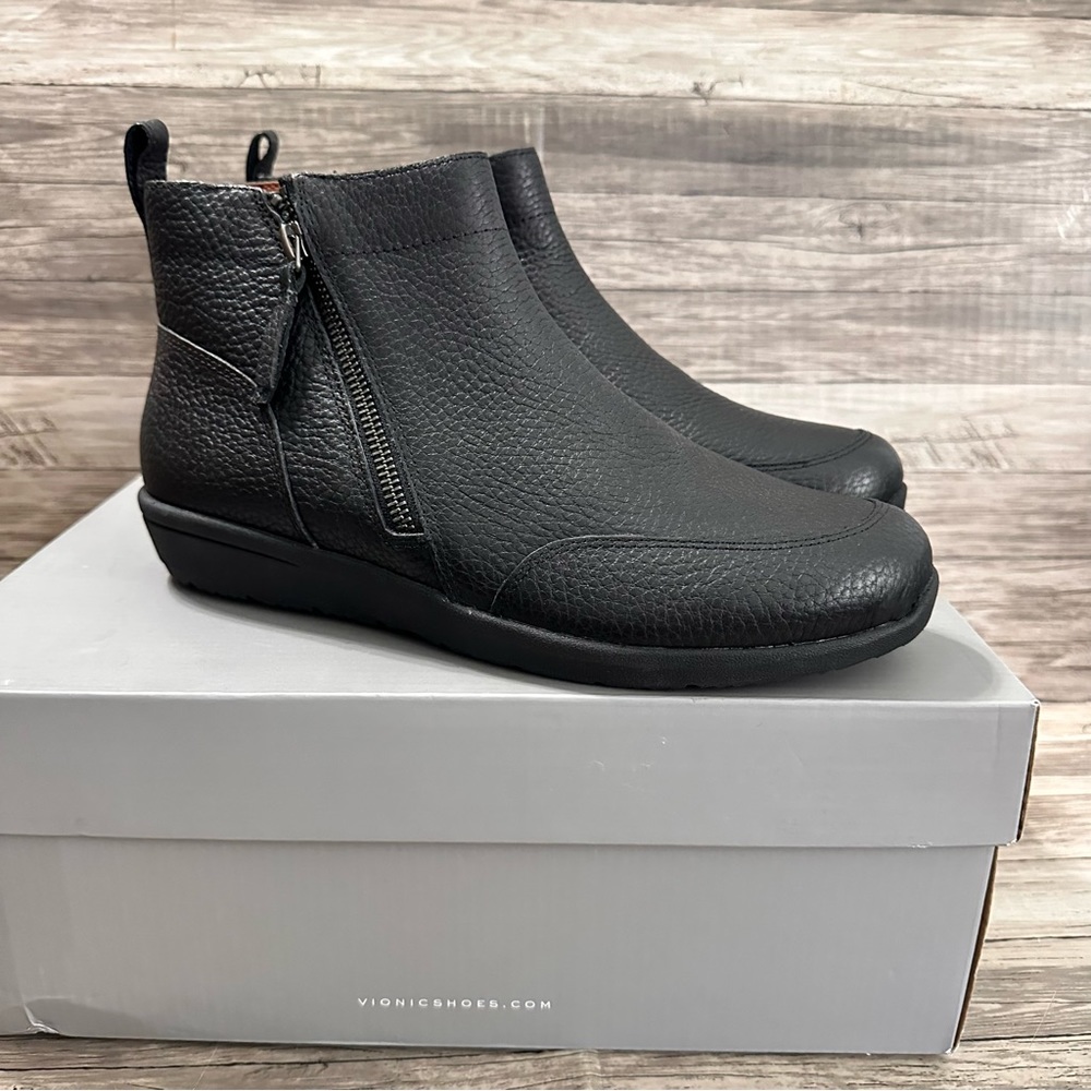 Vionic Lois Black Leather Ankle Booties Womens Comfort Shoe Side Zip